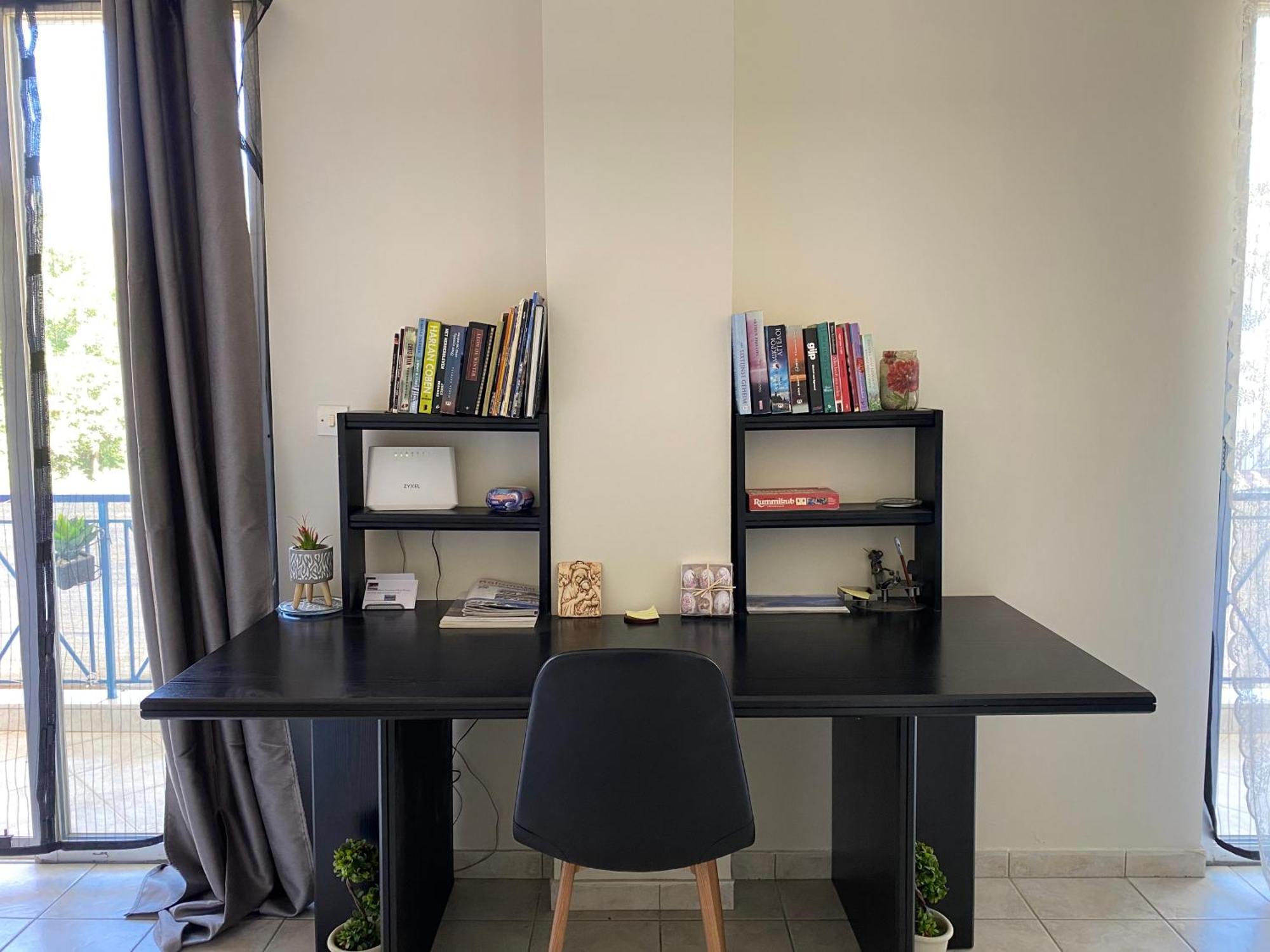 Irinis Apartment In Каламата Экстерьер фото